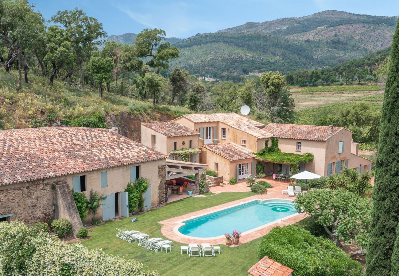 Villa in Grimaud - La Petite Colline d'Or
