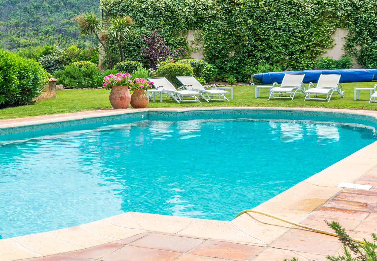 Villa in Grimaud - La Petite Colline d'Or