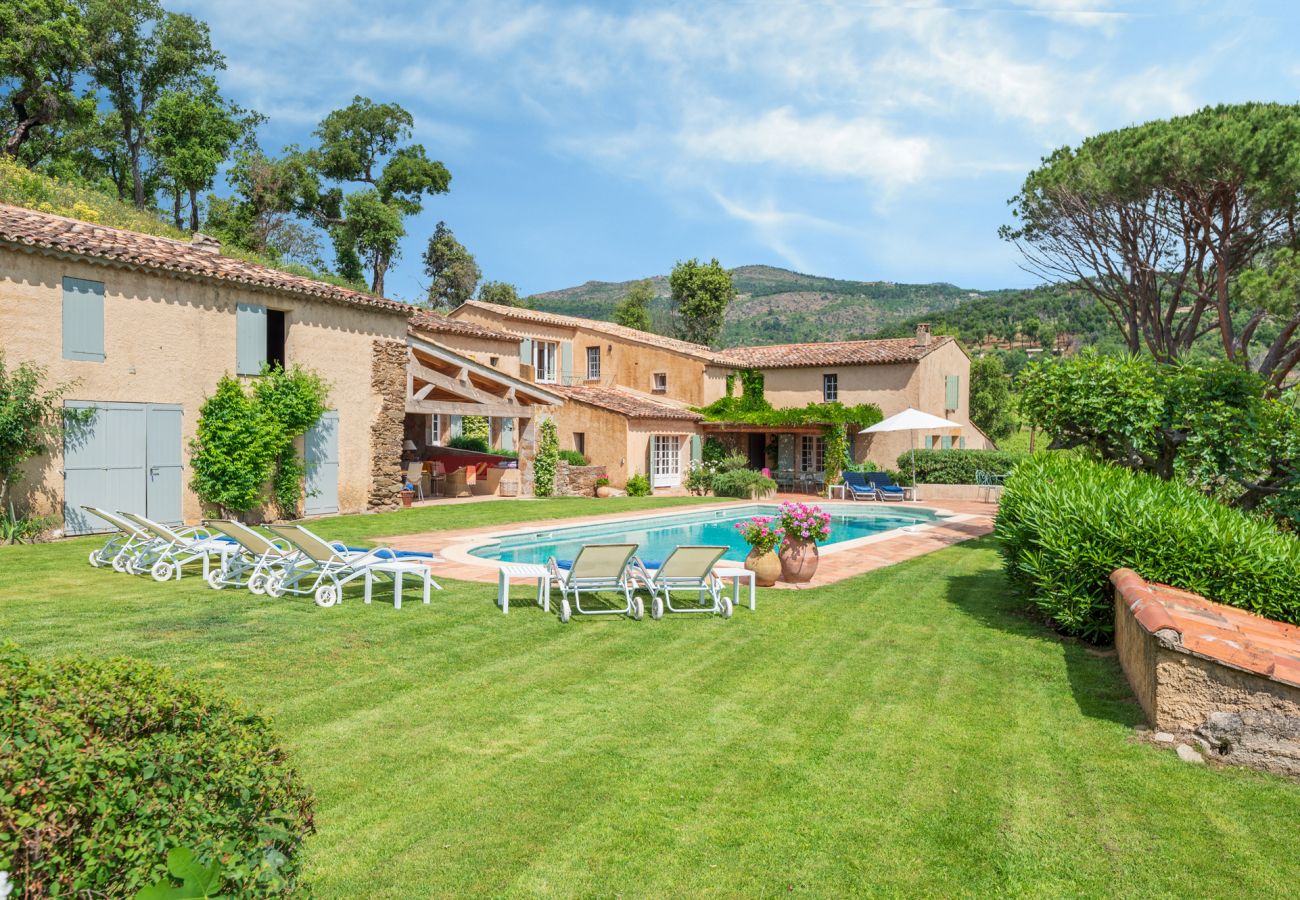 Villa in Grimaud - La Petite Colline d'Or