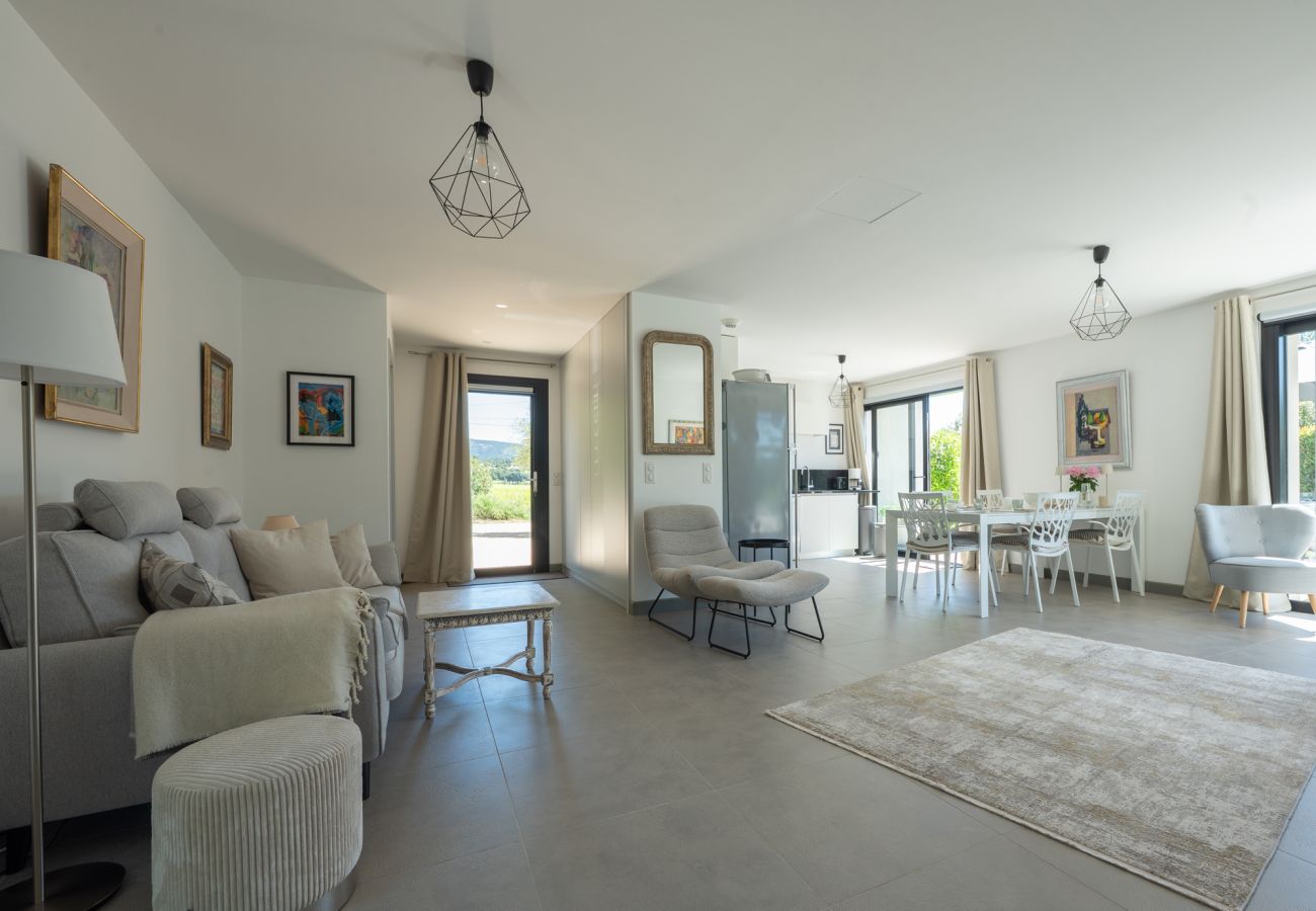 Villa in Le Plan-de-la-Tour - La Perle Blanche