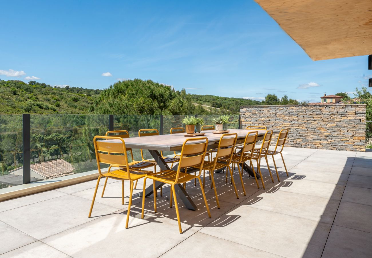 Villa in Nîmes - garrigues