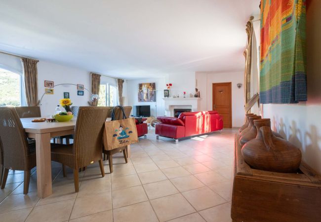 Villa à Nyons - La Vallée Villa à Nyons - La Vallée