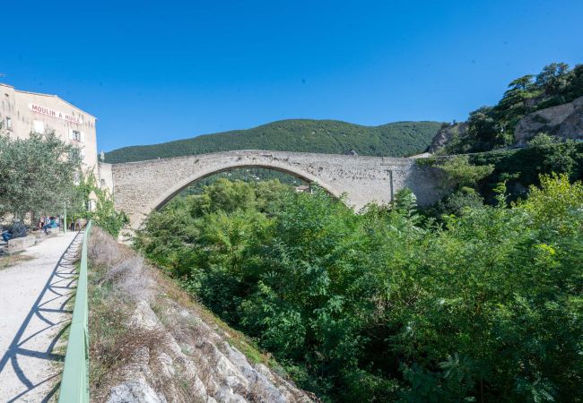 Villa à Nyons - La Vallée Villa à Nyons - La Vallée