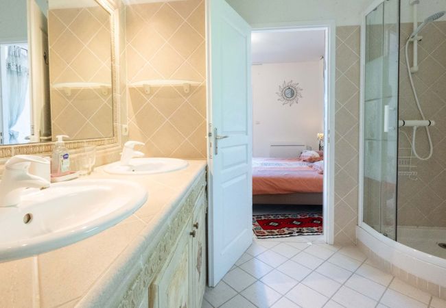 Villa à Nyons - La Vallée Villa à Nyons - La Vallée