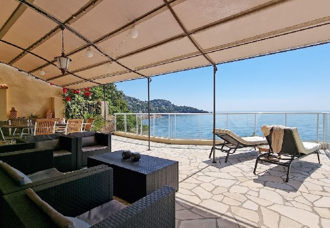 Villa à Théoule-sur-Mer - Lou Cade Villa à Théoule-sur-Mer - Lou Cade