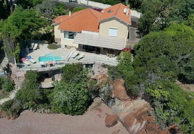 Villa à Théoule-sur-Mer - Lou Cade Villa à Théoule-sur-Mer - Lou Cade