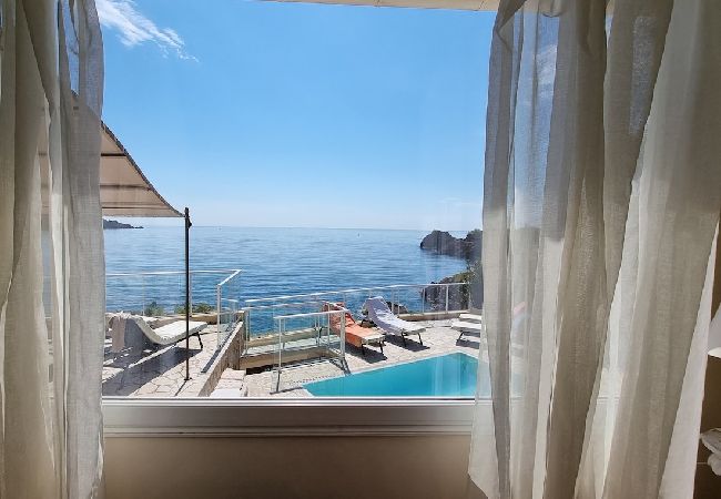 Villa à Théoule-sur-Mer - Lou Cade Villa à Théoule-sur-Mer - Lou Cade