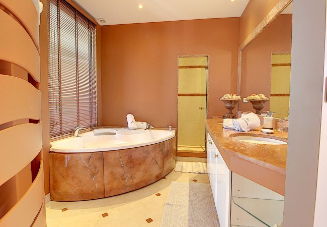 Villa à Sainte-Maxime - Amandier Villa à Sainte-Maxime - Amandier