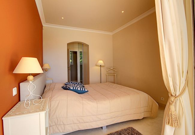 Villa à Sainte-Maxime - Amandier Villa à Sainte-Maxime - Amandier