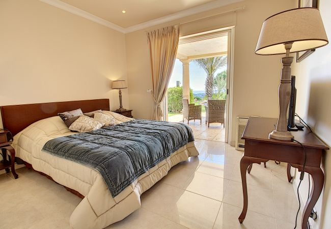 Villa à Sainte-Maxime - Amandier Villa à Sainte-Maxime - Amandier