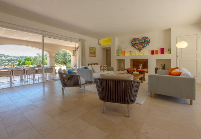 Villa à Sainte-Maxime - Mas Supérieure Villa à Sainte-Maxime - Mas Supérieure