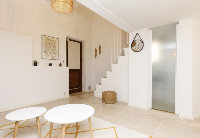 Villa à Théoule-sur-Mer - Côte Lumière Villa à Théoule-sur-Mer - Côte Lumière