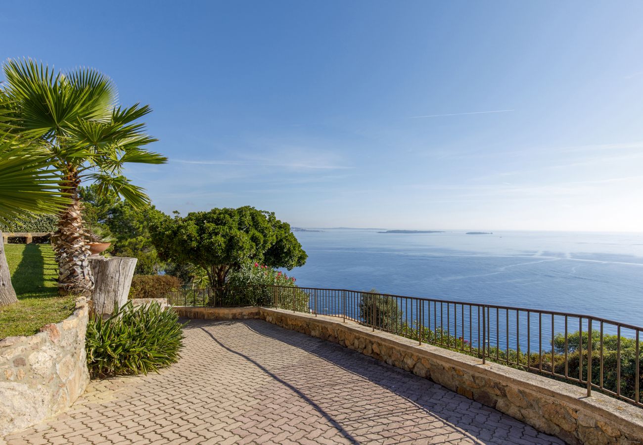 Villa à Théoule-sur-Mer - Côte Lumière