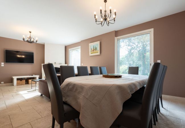 Villa à Saint-Etienne-du-Grès - La Bastide des Alpilles Villa à Saint-Etienne-du-Grès - La Bastide des Alpilles