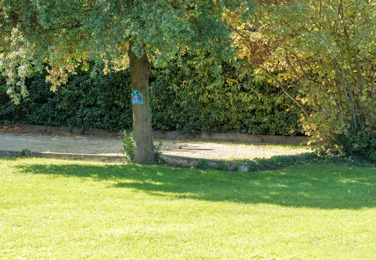 Villa à Saint-Etienne-du-Grès - La Bastide des Alpilles Villa à Saint-Etienne-du-Grès - La Bastide des Alpilles