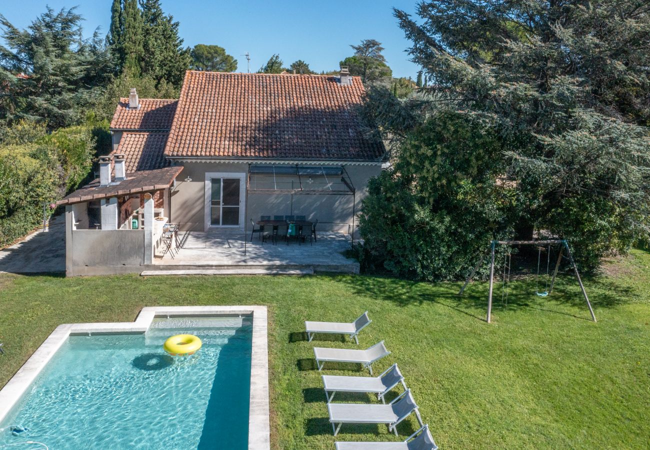 Villa à Saint-Etienne-du-Grès - La Bastide des Alpilles