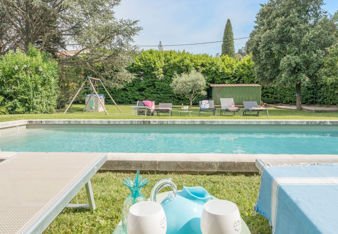Villa à Saint-Etienne-du-Grès - La Bastide des Alpilles