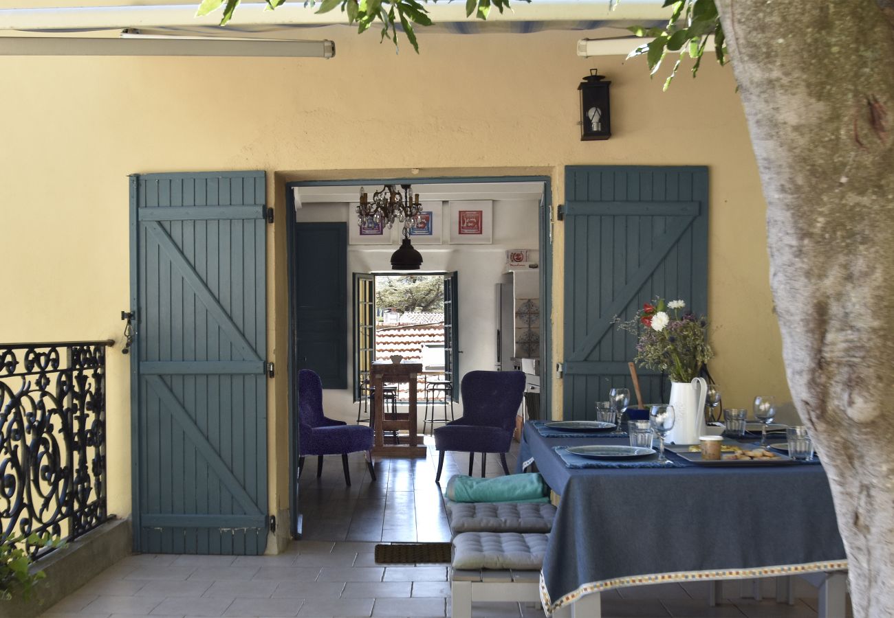 Maison mitoyenne à Méounes-lès-Montrieux - 83MENOU -Menous
