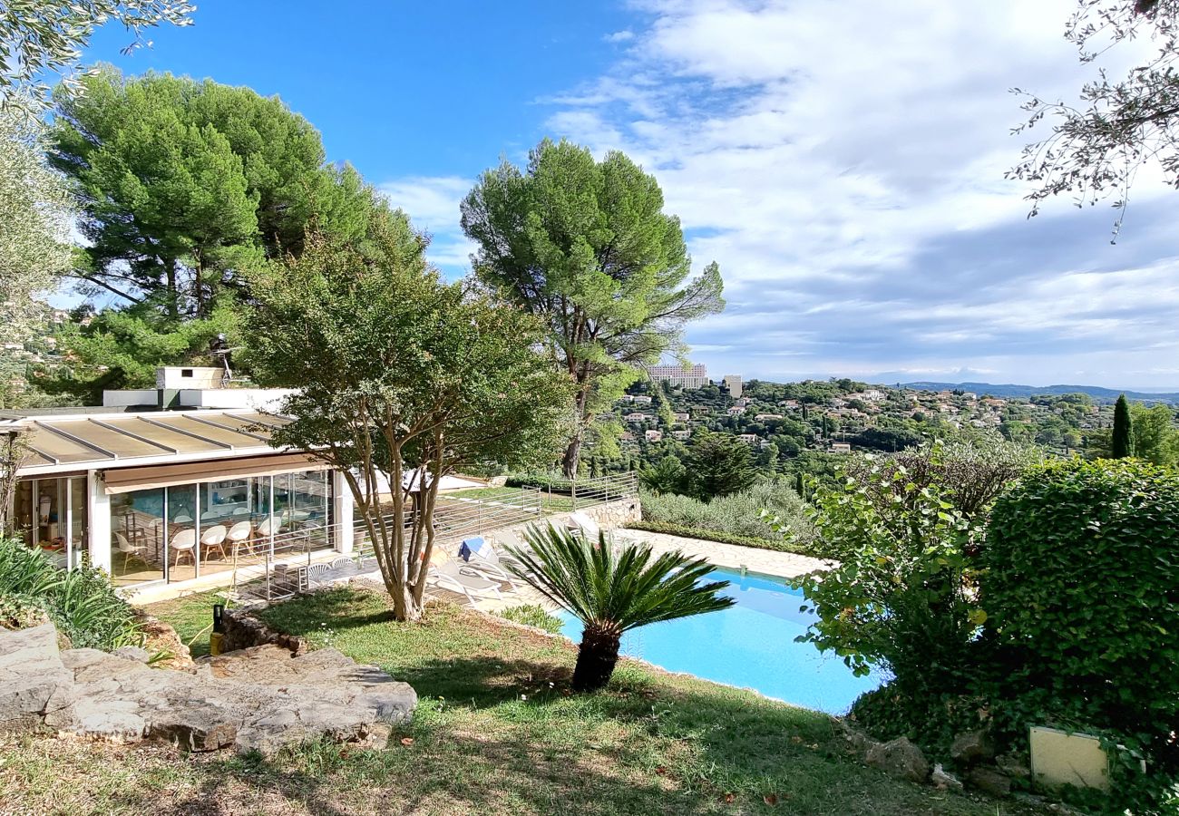 Villa à Grasse - 06VINTA - Vintage