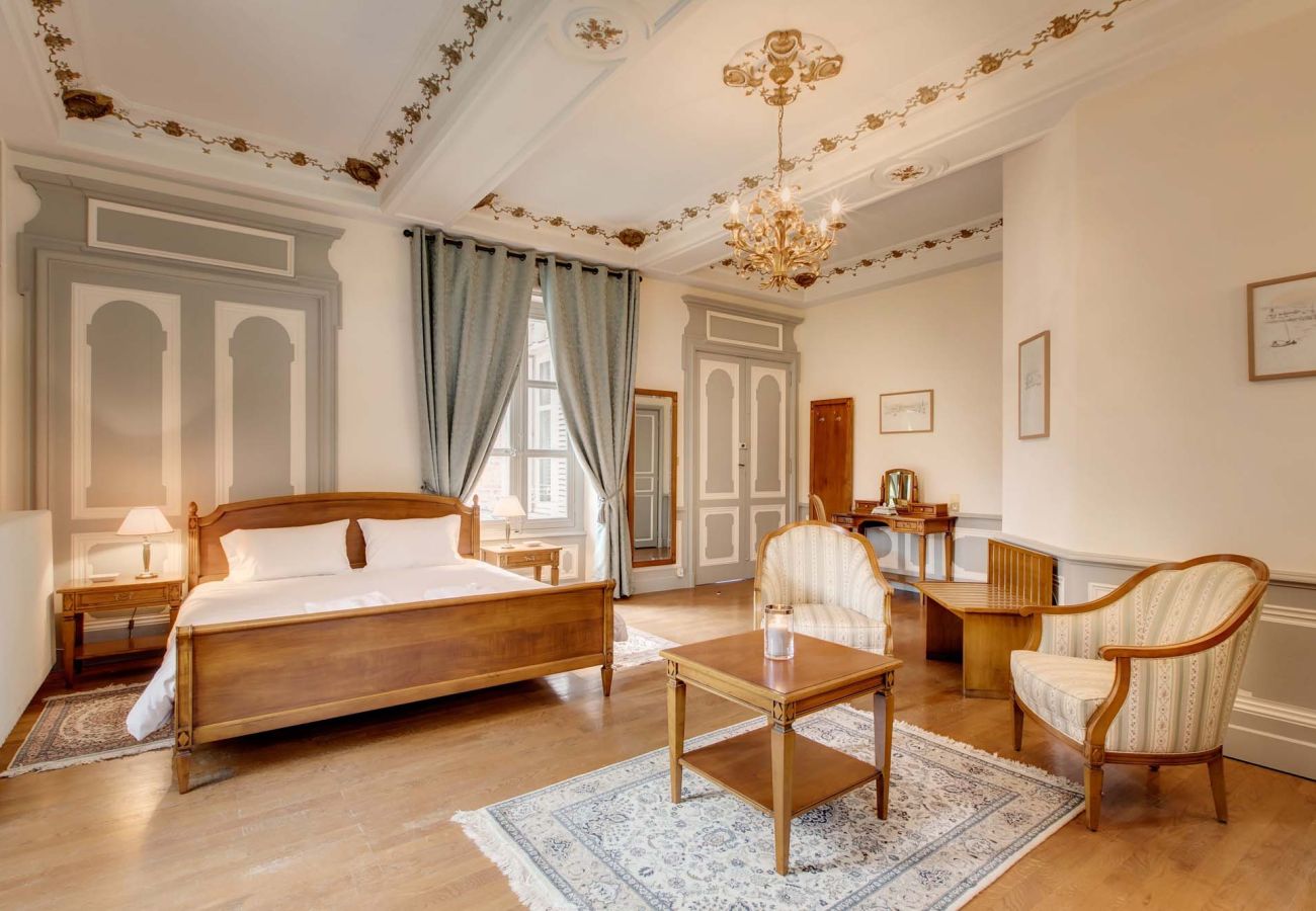 Villa à Vescours - Château de Montsymond