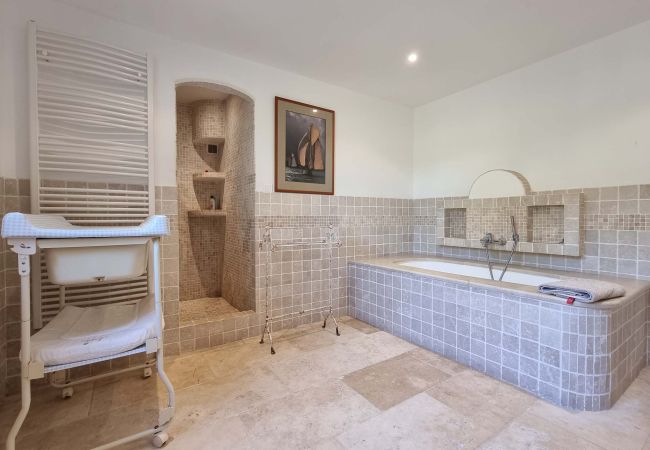 Villa à Sainte-Maxime - Toscane Villa à Sainte-Maxime - Toscane