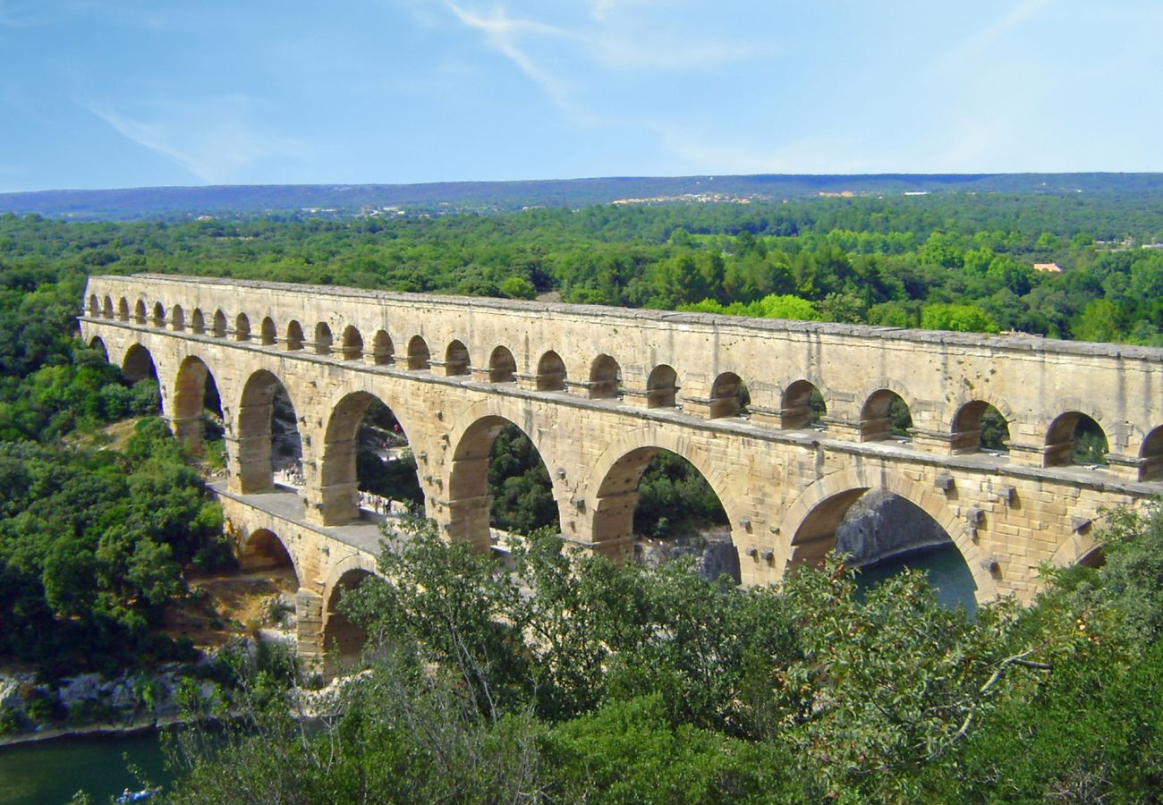 Villa à Saint-Quentin-la-Poterie - Jardin d’Uzès