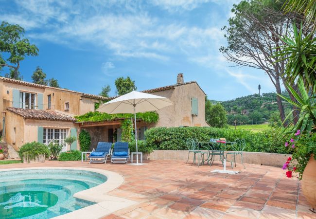 Villa à Grimaud - La Petite Colline d'Or Villa à Grimaud - La Petite Colline d'Or