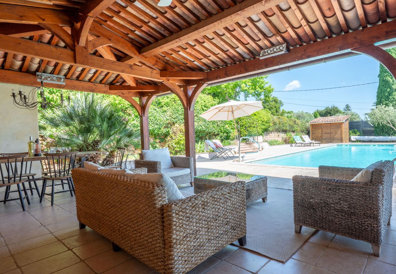 Villa à Aups - Bastide des Cyprès