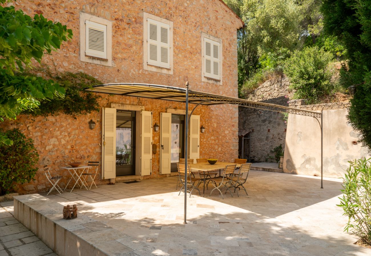 Villa à Aups - Bastide des Cyprès