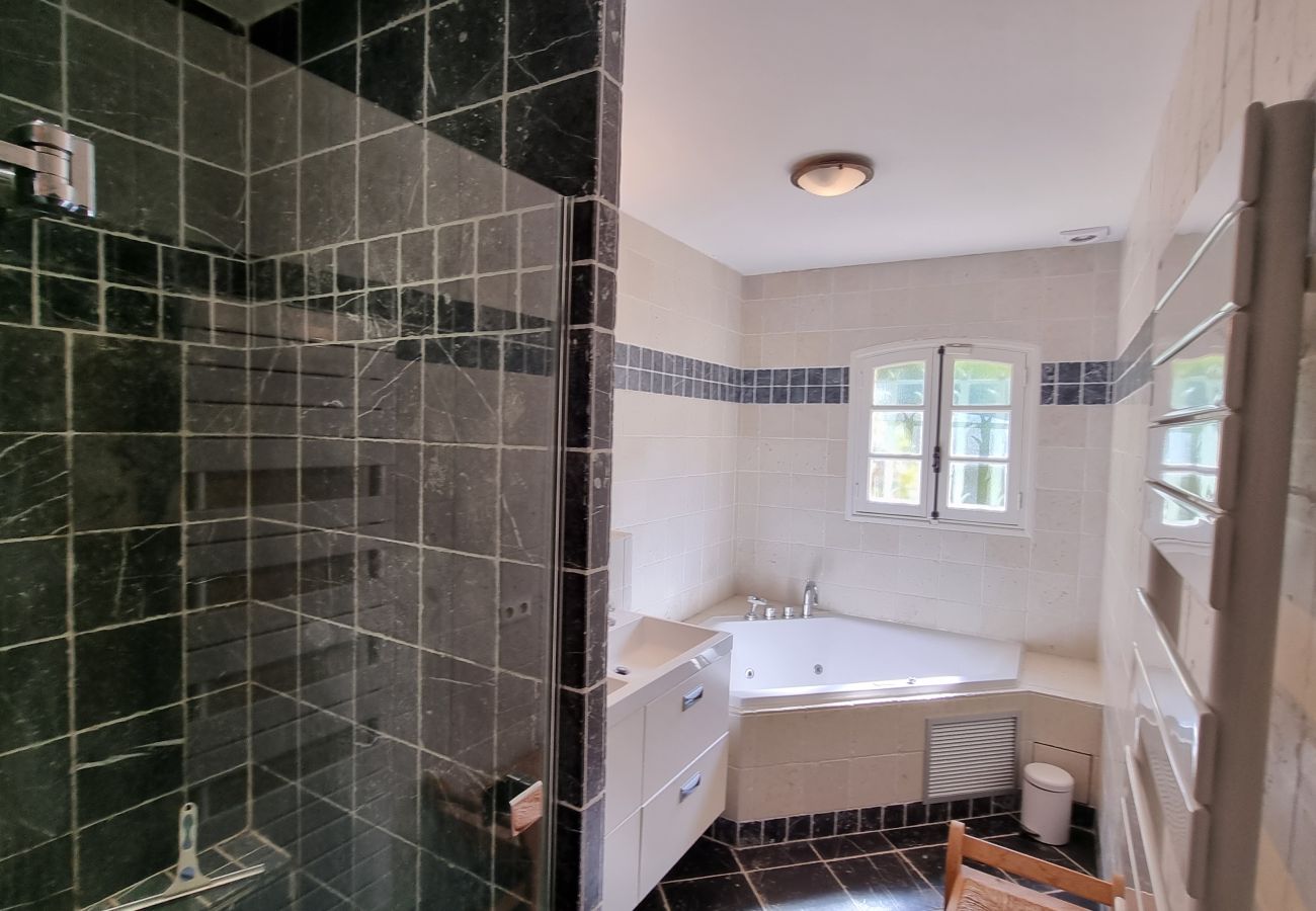 Villa in Sainte-Maxime - 83LINE- Line