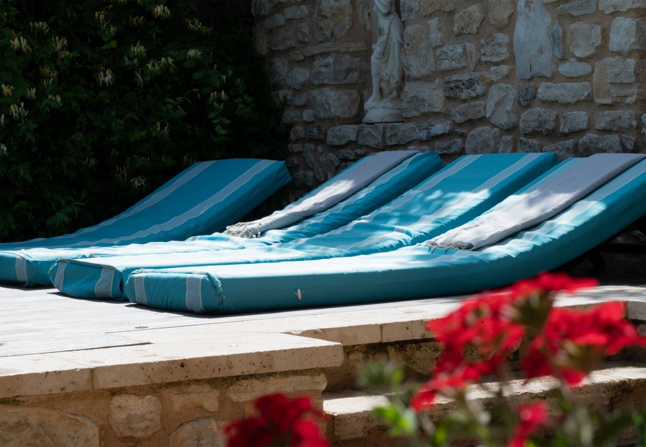 Villa in Aix-en-Provence - 13MAGA
