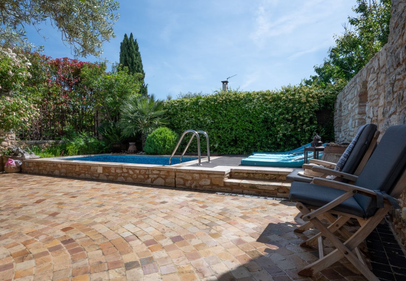 Villa in Aix-en-Provence - 13MAGA