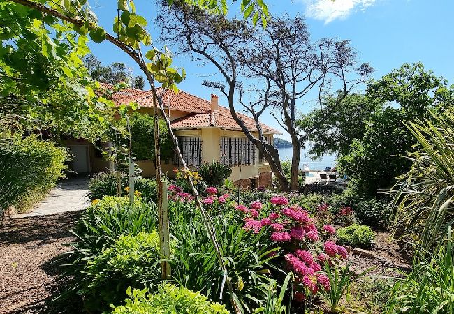 Villa in Théoule-sur-Mer - 506CAD · Villa Lou Cade