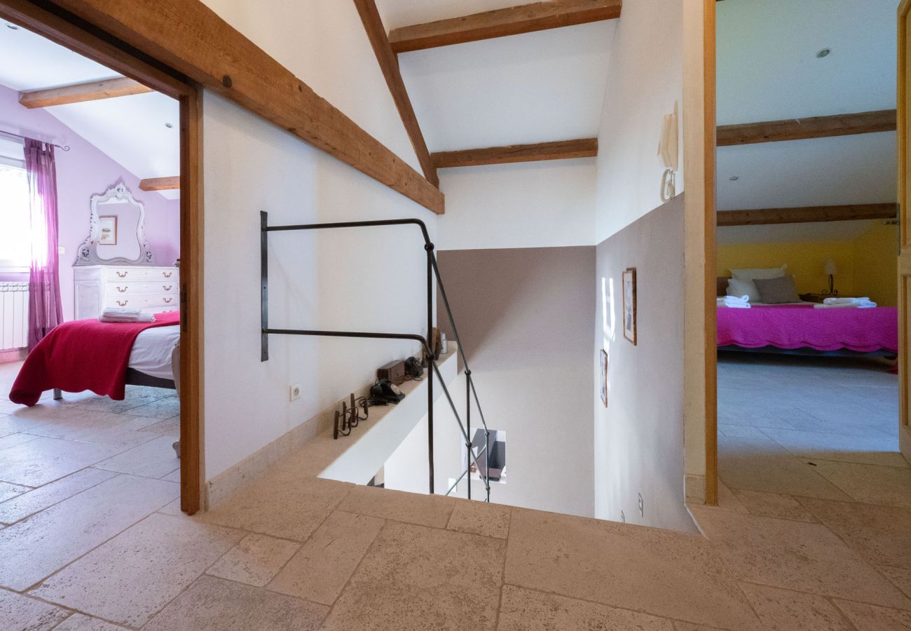 Villa in Saint-Etienne-du-Grès - La Bastide des Alpilles
