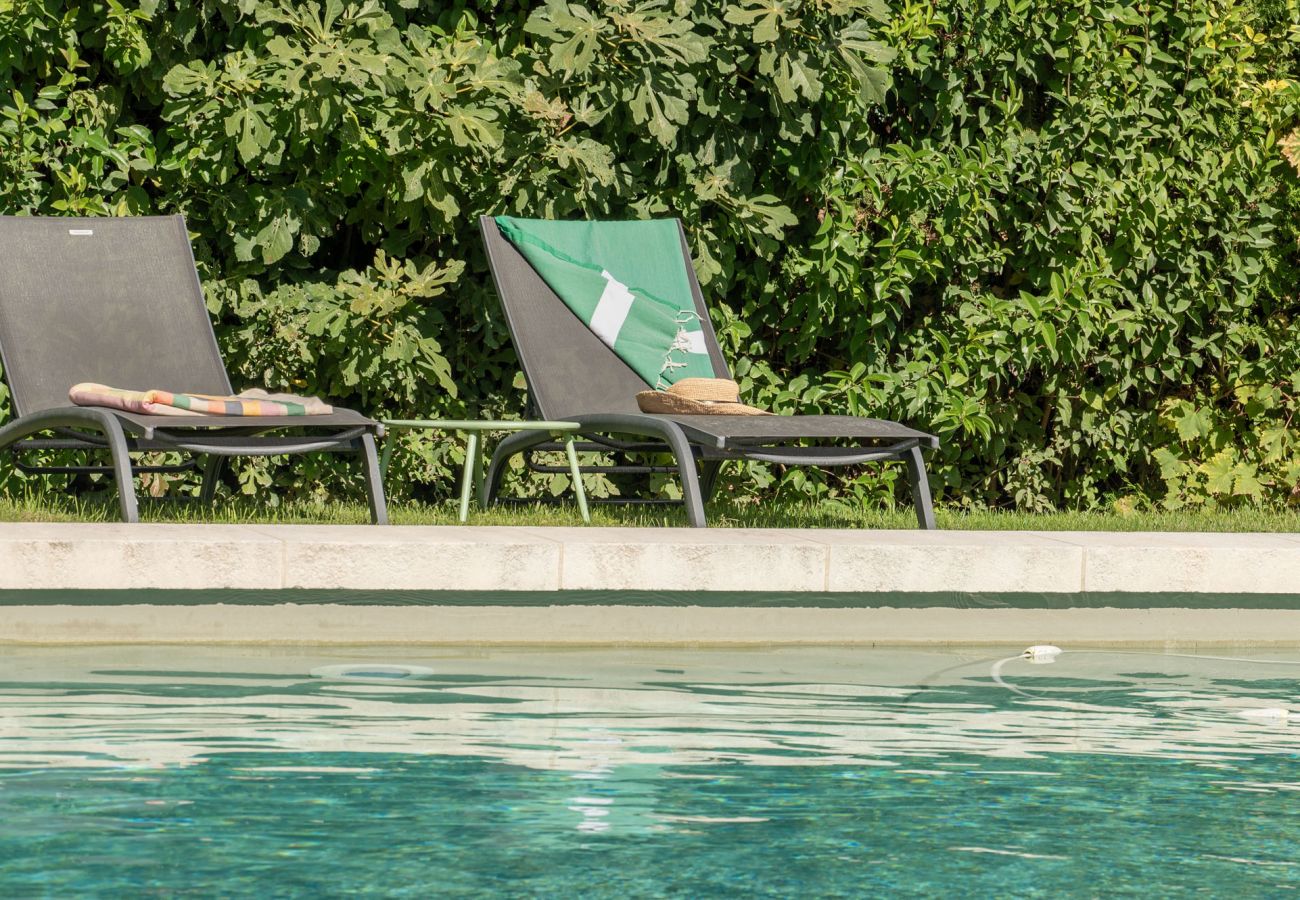 Villa in Saint-Etienne-du-Grès - La Bastide des Alpilles