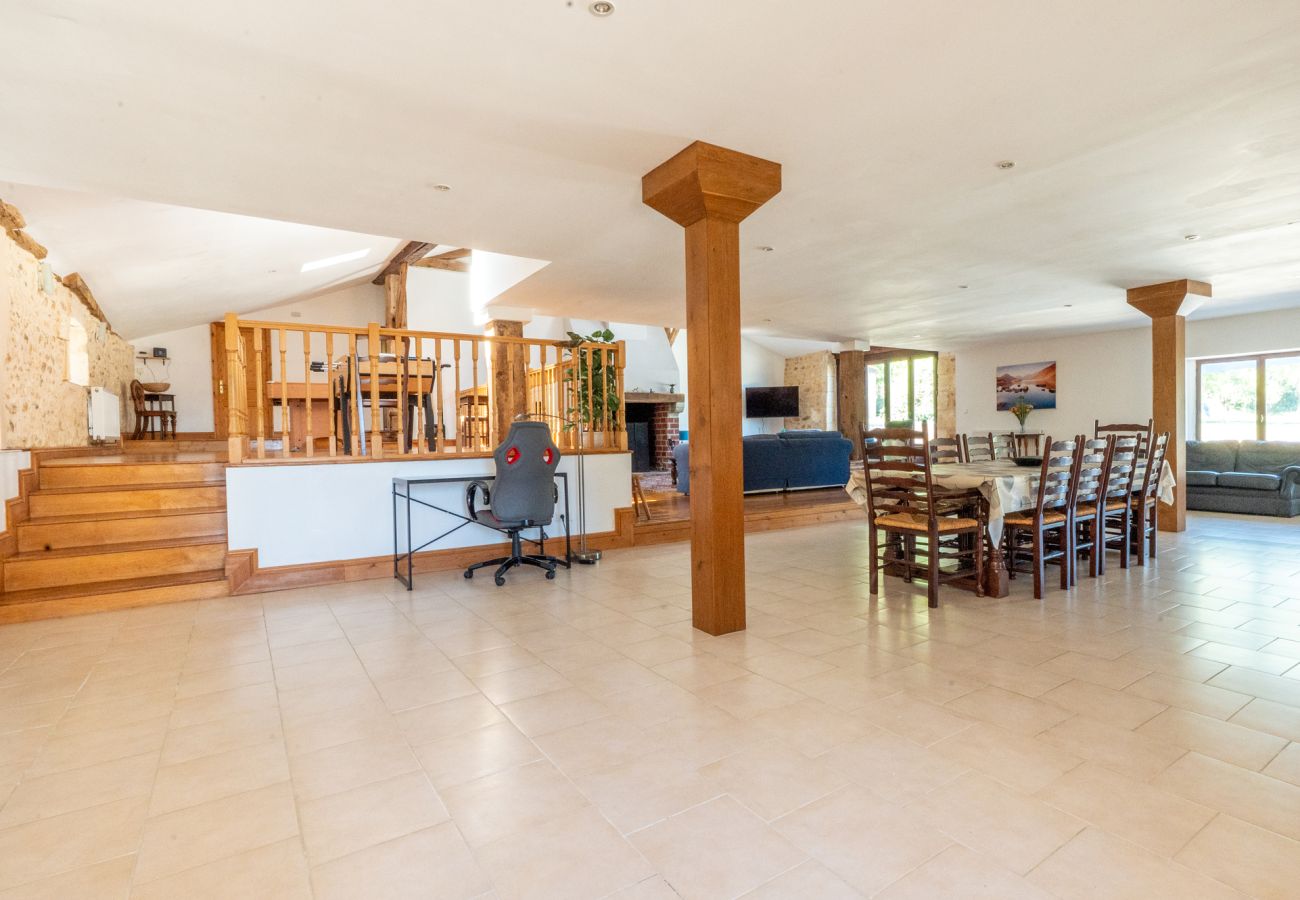 Villa in Mainzac - Le Breuil