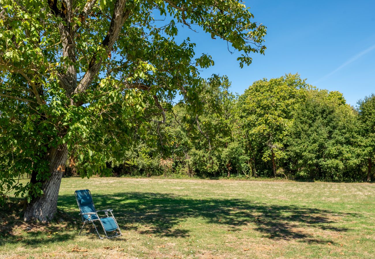 Villa in Mainzac - Le Breuil