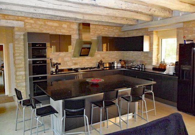 Villa in Saint-Germain-des-Prés - Le Mirambeau Villa in Saint-Germain-des-Prés - Le Mirambeau