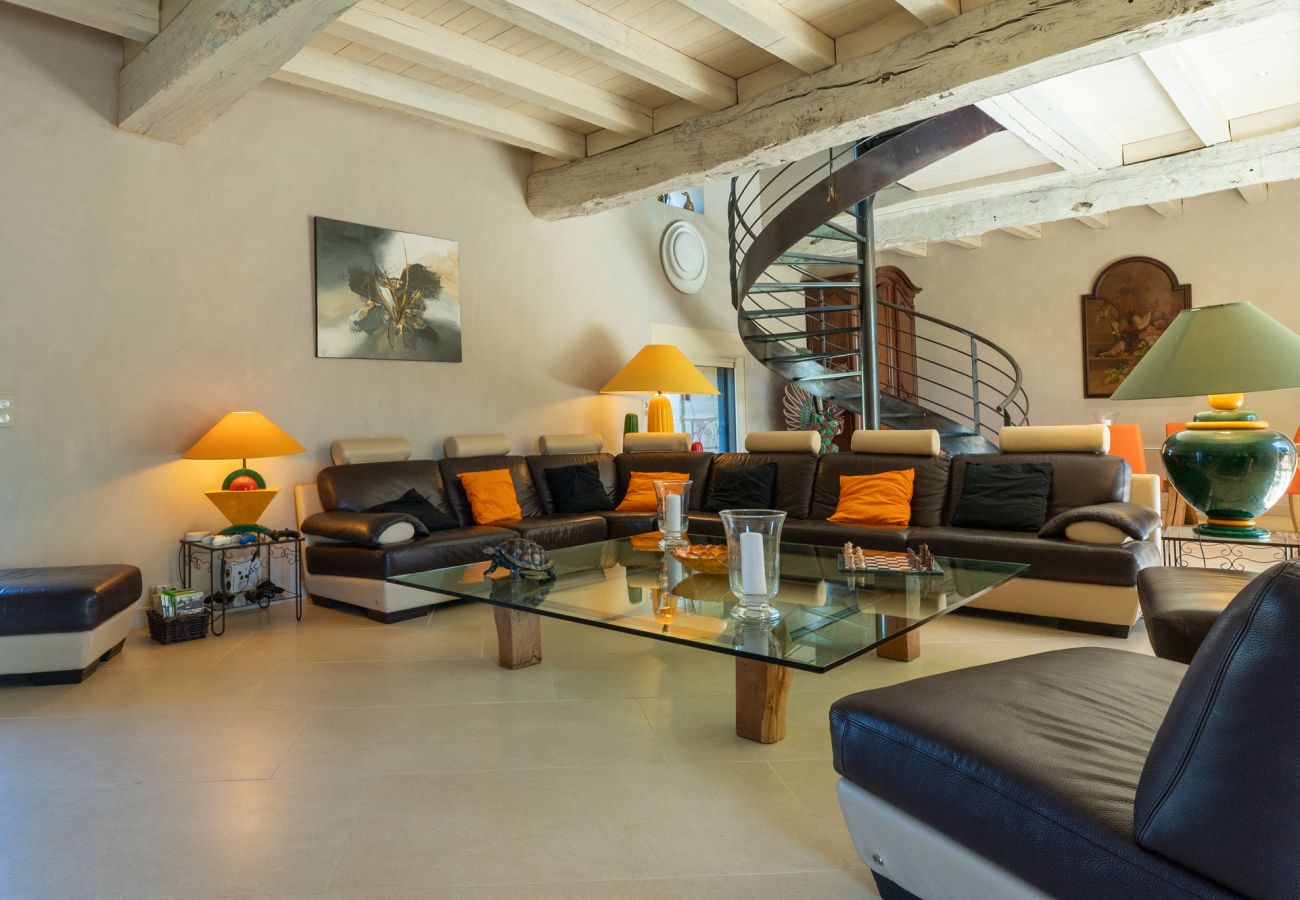 Villa in Saint-Germain-des-Prés - Le Mirambeau
