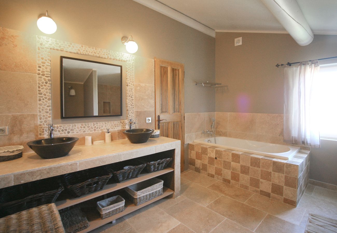 Villa in Apt - Liora
