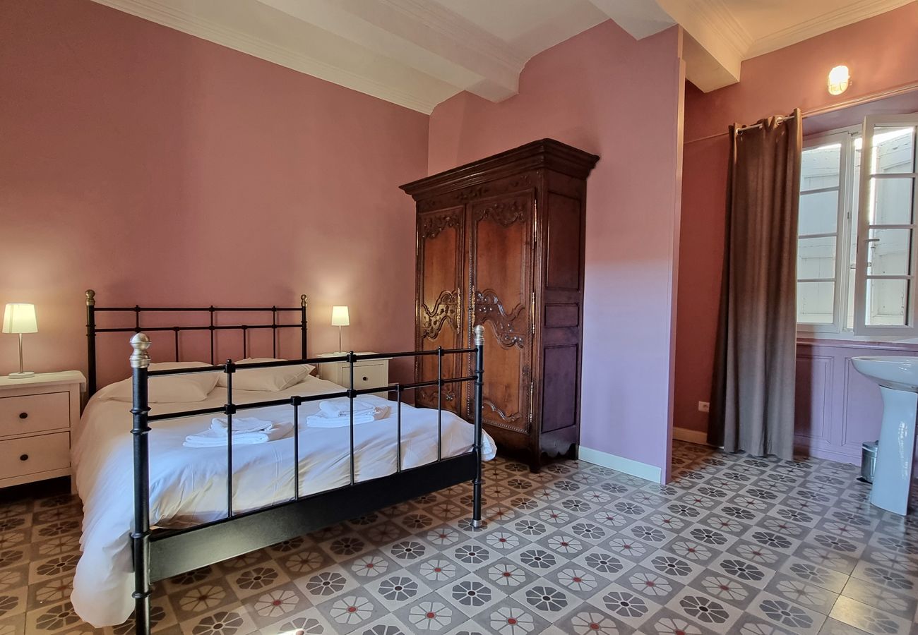 Villa in Saint-Césaire-de-Gauzignan - La Vigneronne