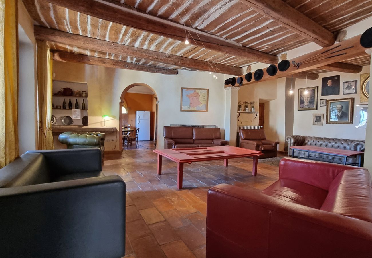 Villa in Saint-Césaire-de-Gauzignan - La Vigneronne