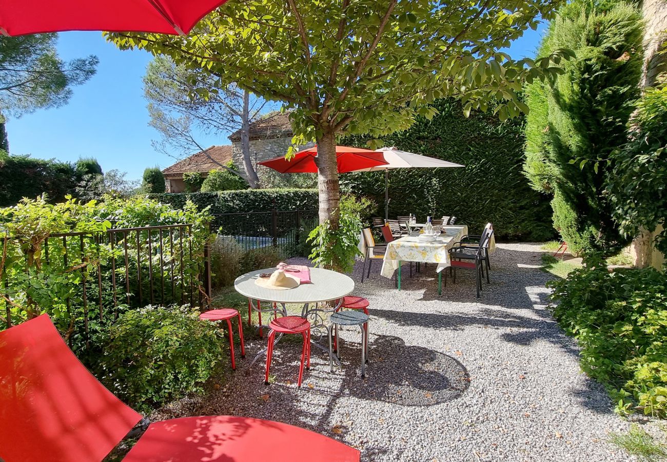 Villa in Saint-Césaire-de-Gauzignan - La Vigneronne