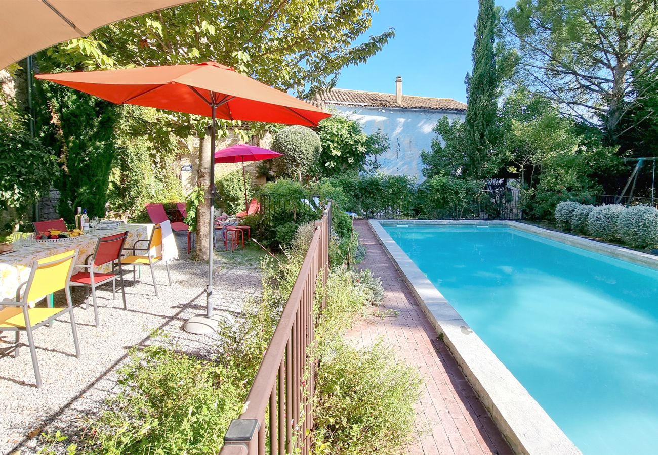 Villa in Saint-Césaire-de-Gauzignan - La Vigneronne
