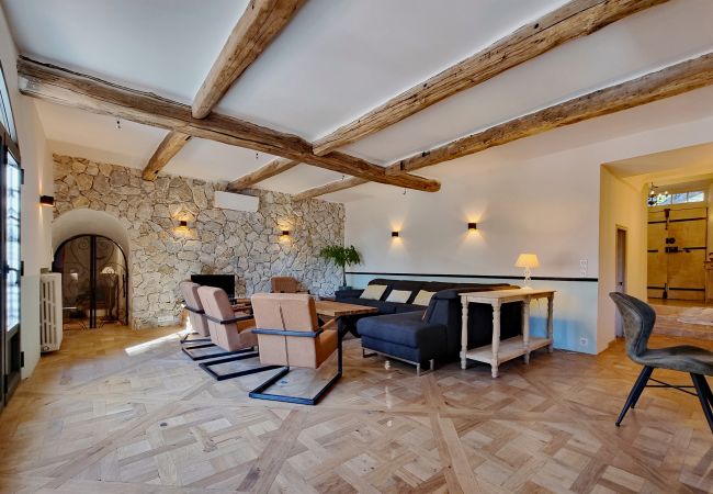 Villa in Lorgues - Domaine du Bonheur Villa in Lorgues - Domaine du Bonheur