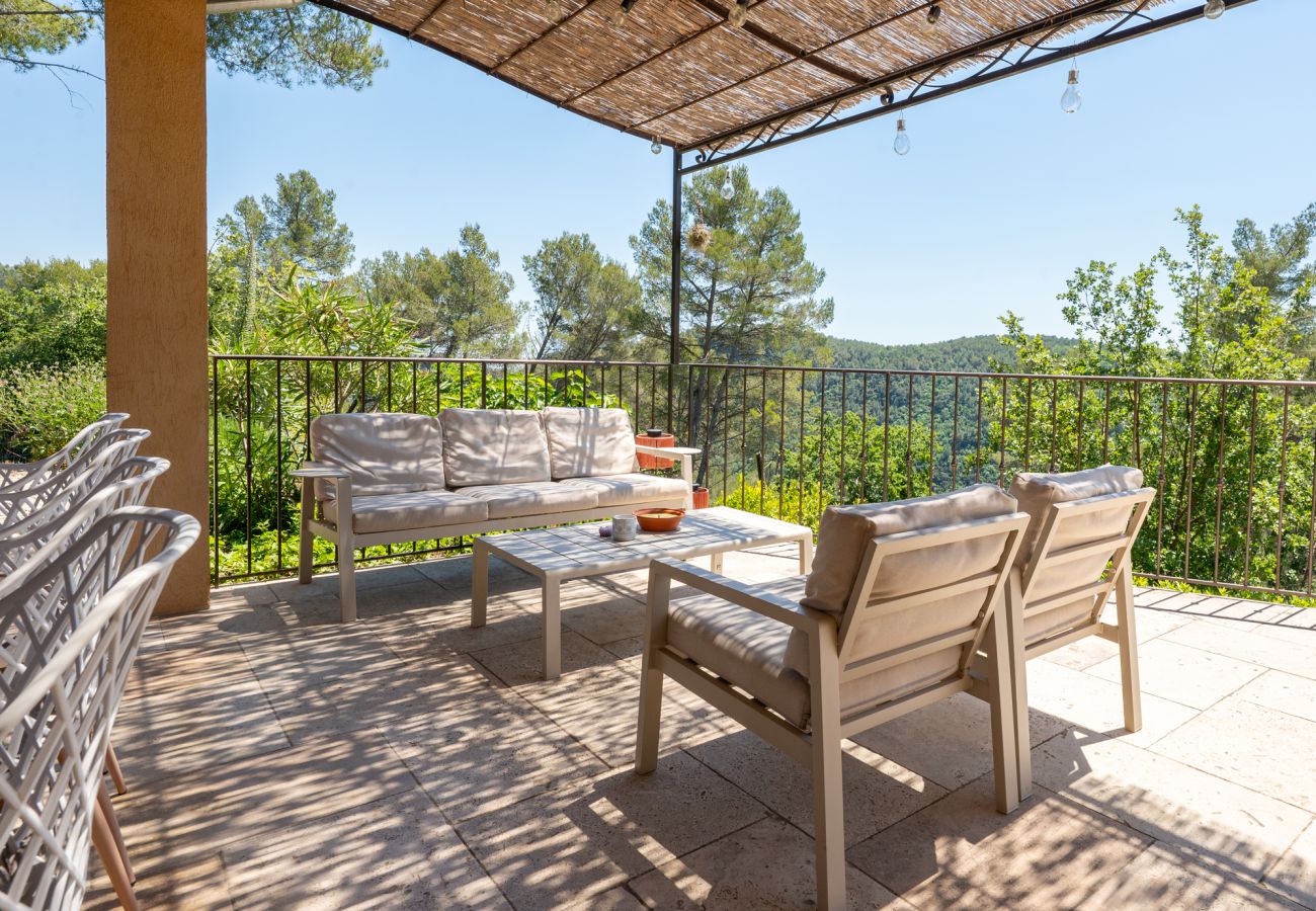 Villa in Tourretes sur Loup - Mas des Violettes