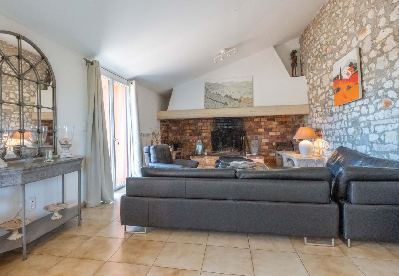 Villa in Viols-en-Laval - Mas de l'Avit
