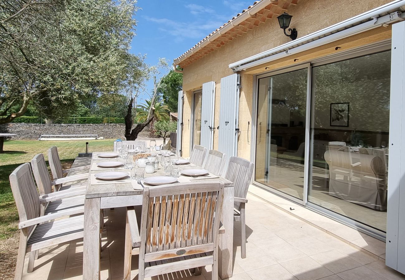 Villa in Saint-Quentin-la-Poterie - Jardin d’Uzès