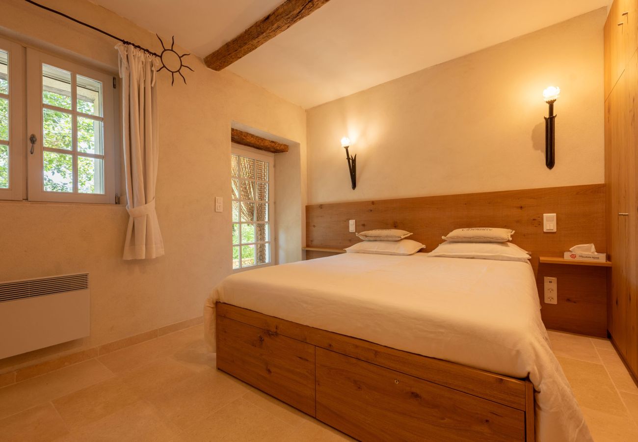 Villa in Cotignac - La Bergerie Caseneuve