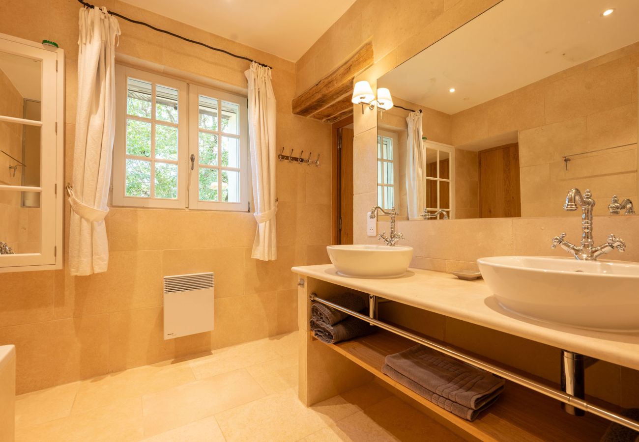 Villa in Cotignac - La Bergerie Caseneuve